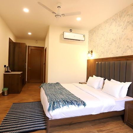 Hotel Dhingra Inn Rewari Exterior photo
